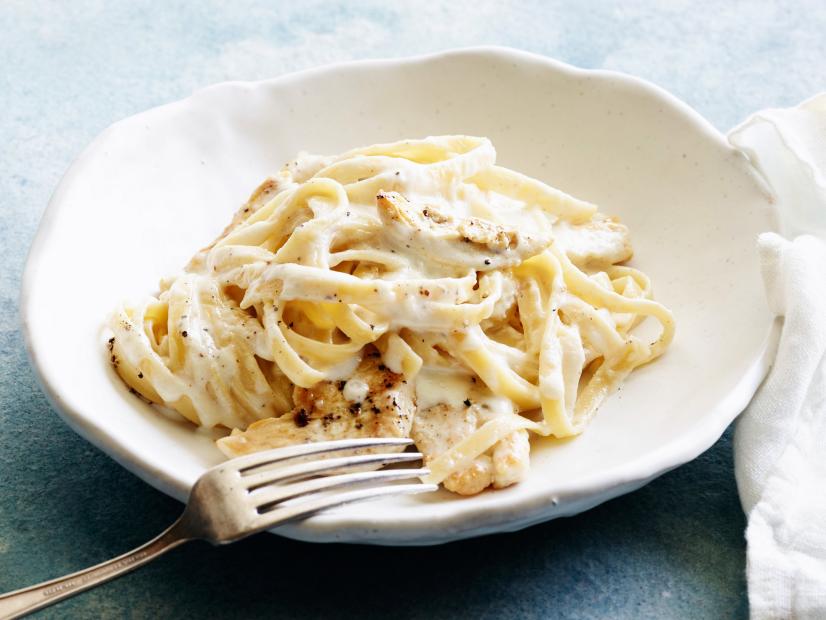 How to Make Fettuccine Alfredo – 8 Steps How to Make Fettuccine Alfredo – 8 Steps