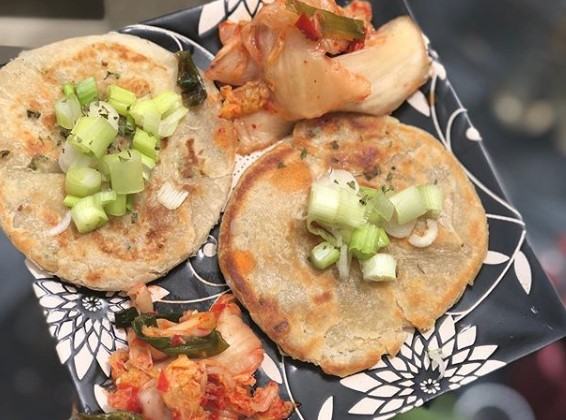 How to Make Potato and Onion Pancakes – 10 easy Steps 1 How to Make Potato and Onion Pancakes