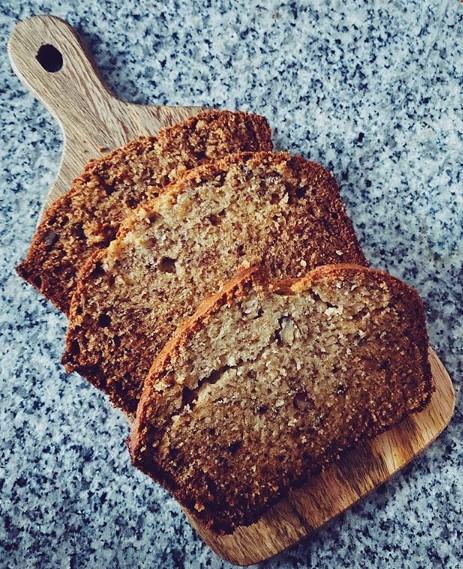 How to Make Simple Banana Bread – 8 easy Steps 1 Simple Banana Bread