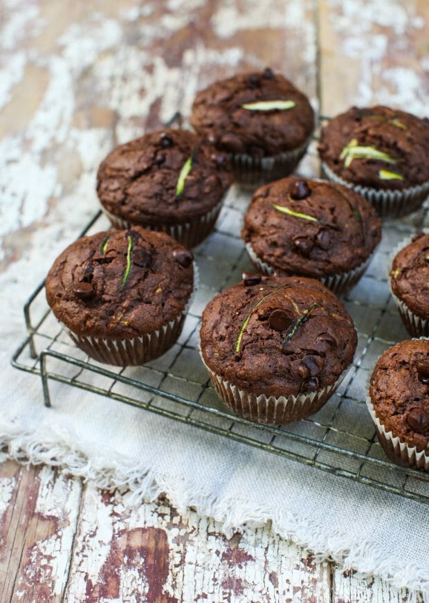 Yummy Chocolate And Zucchini Muffins Recipe To Renew Your Dessert